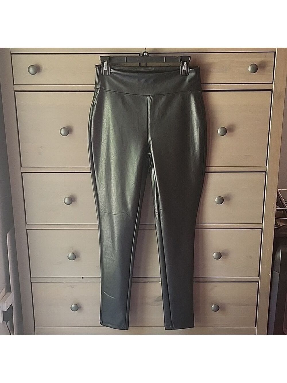 BBJ SUPER STRETCH VEGAN LEATHER LEGGINGS SIZE MEDIUM